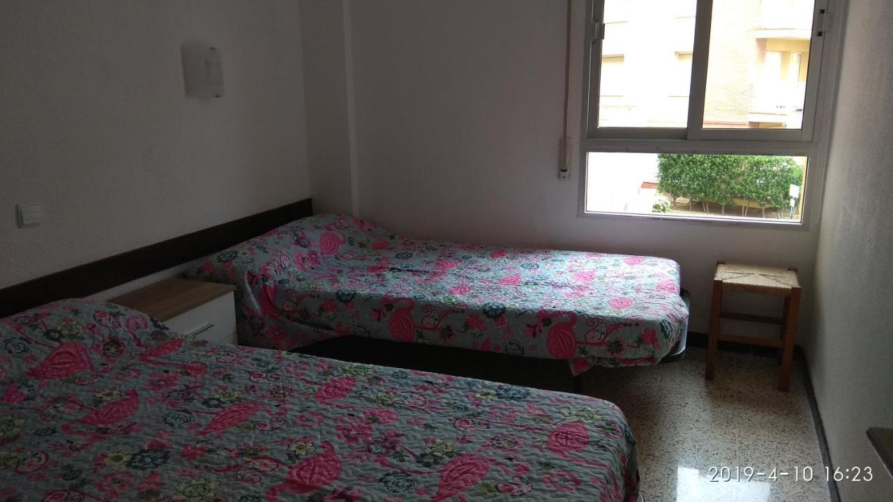 Apartamento primera línea de mar Denia Exterior foto