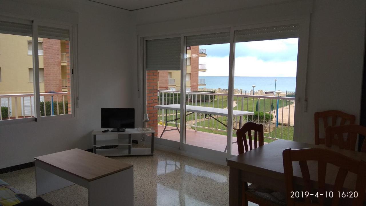 Apartamento primera línea de mar Denia Exterior foto