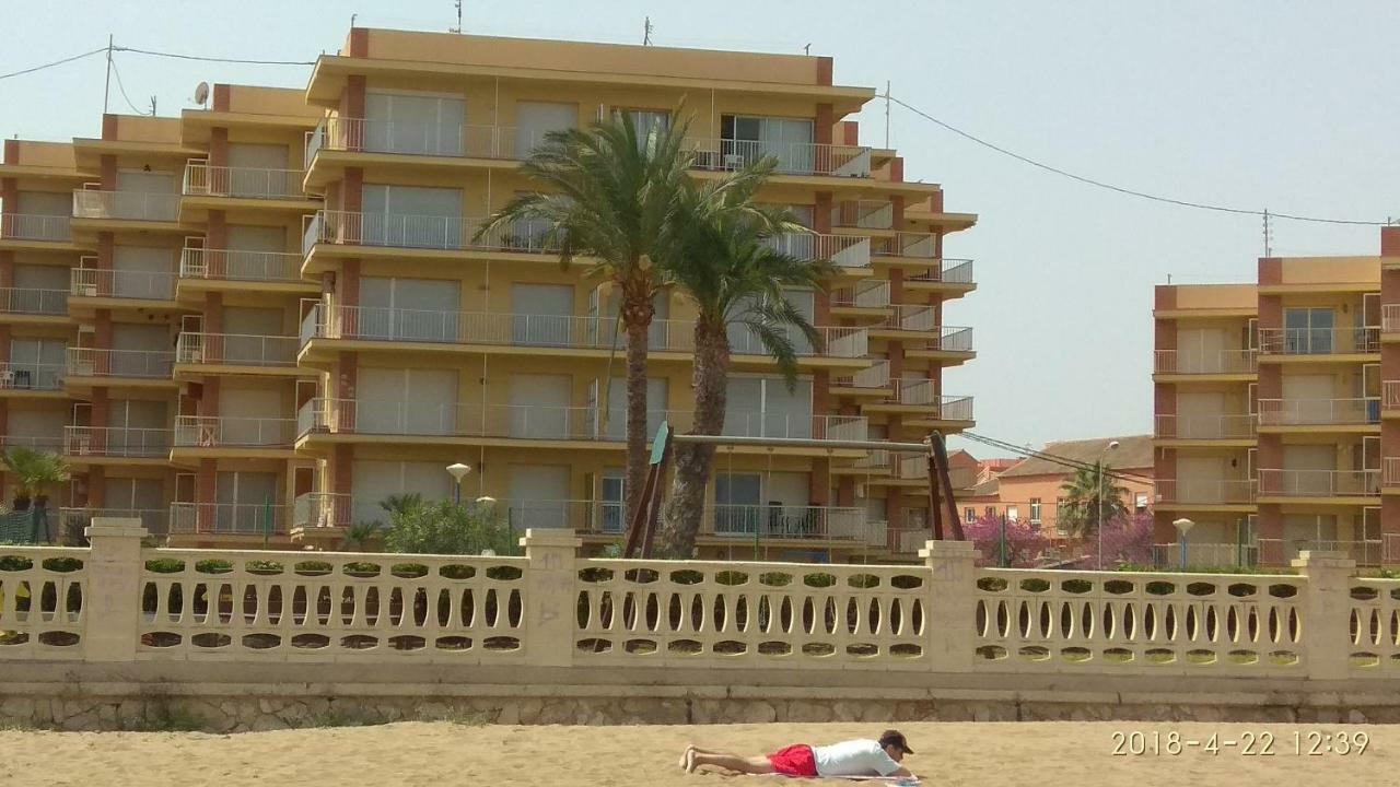 Apartamento primera línea de mar Denia Exterior foto